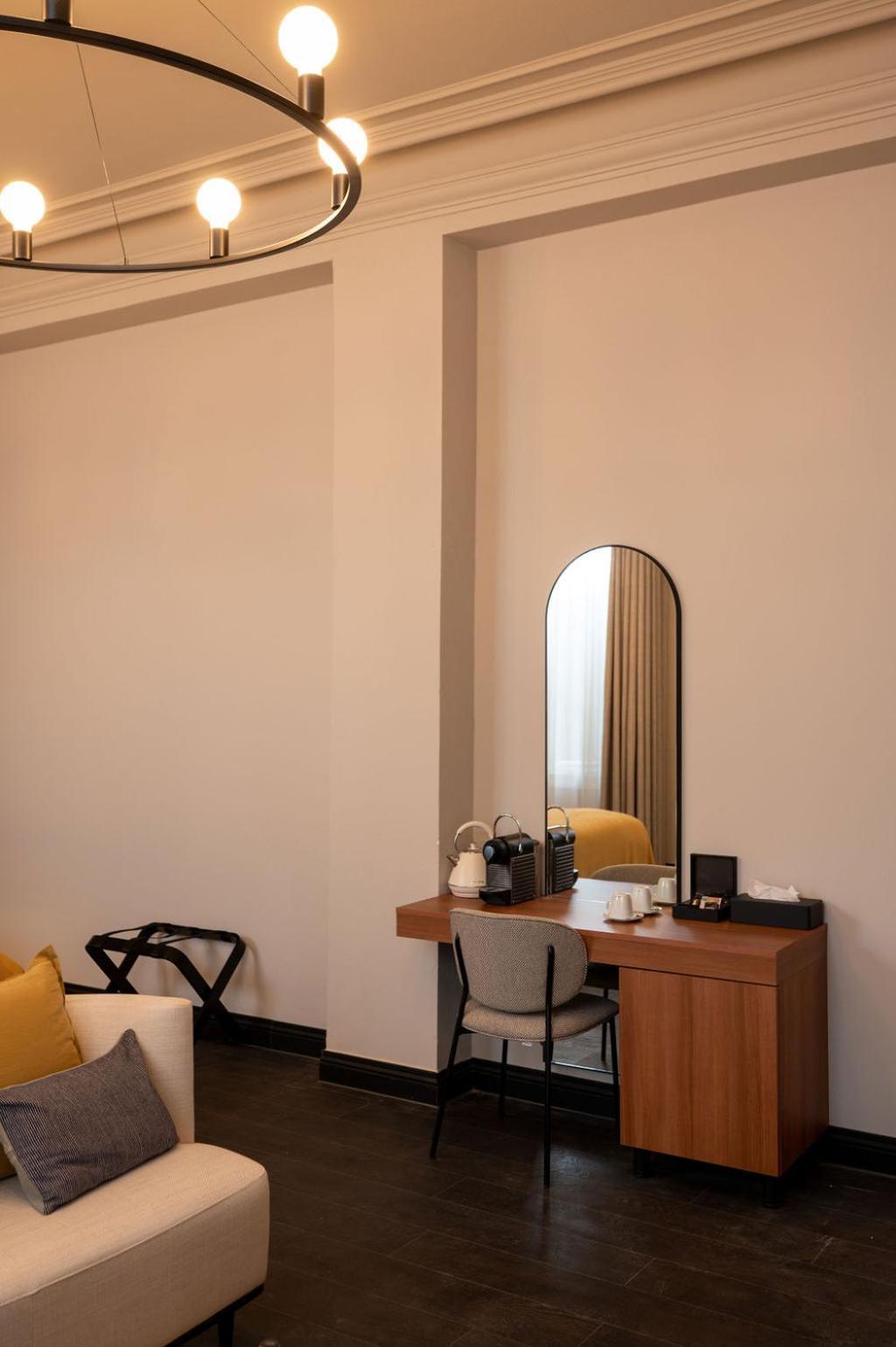 Boutique Hotel Kint ファルケンブルフ エクステリア 写真